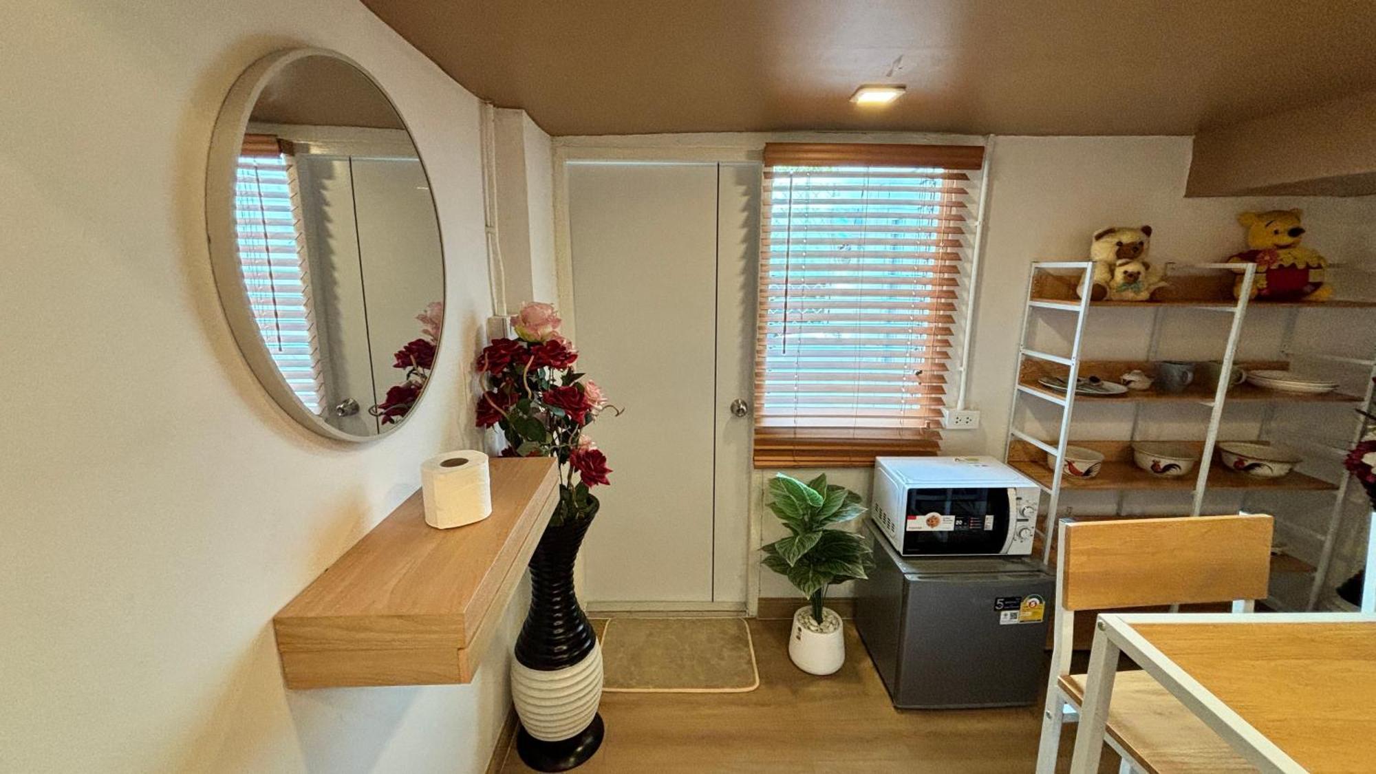 The Loft Living Space Самут Пракан Екстериор снимка